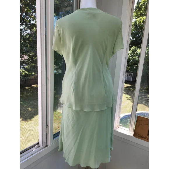 Mint Green 2 Piece Pleated Ruffle Chiffon Jewel Pin Top & Midi Skirt Set - Picture 5 of 16